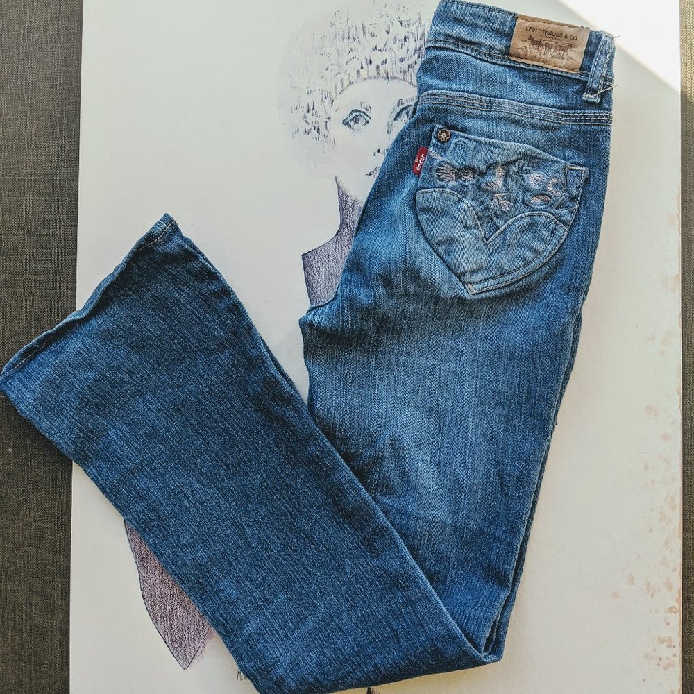 Girls Levi's Flare Distressed Embroidered Jeans